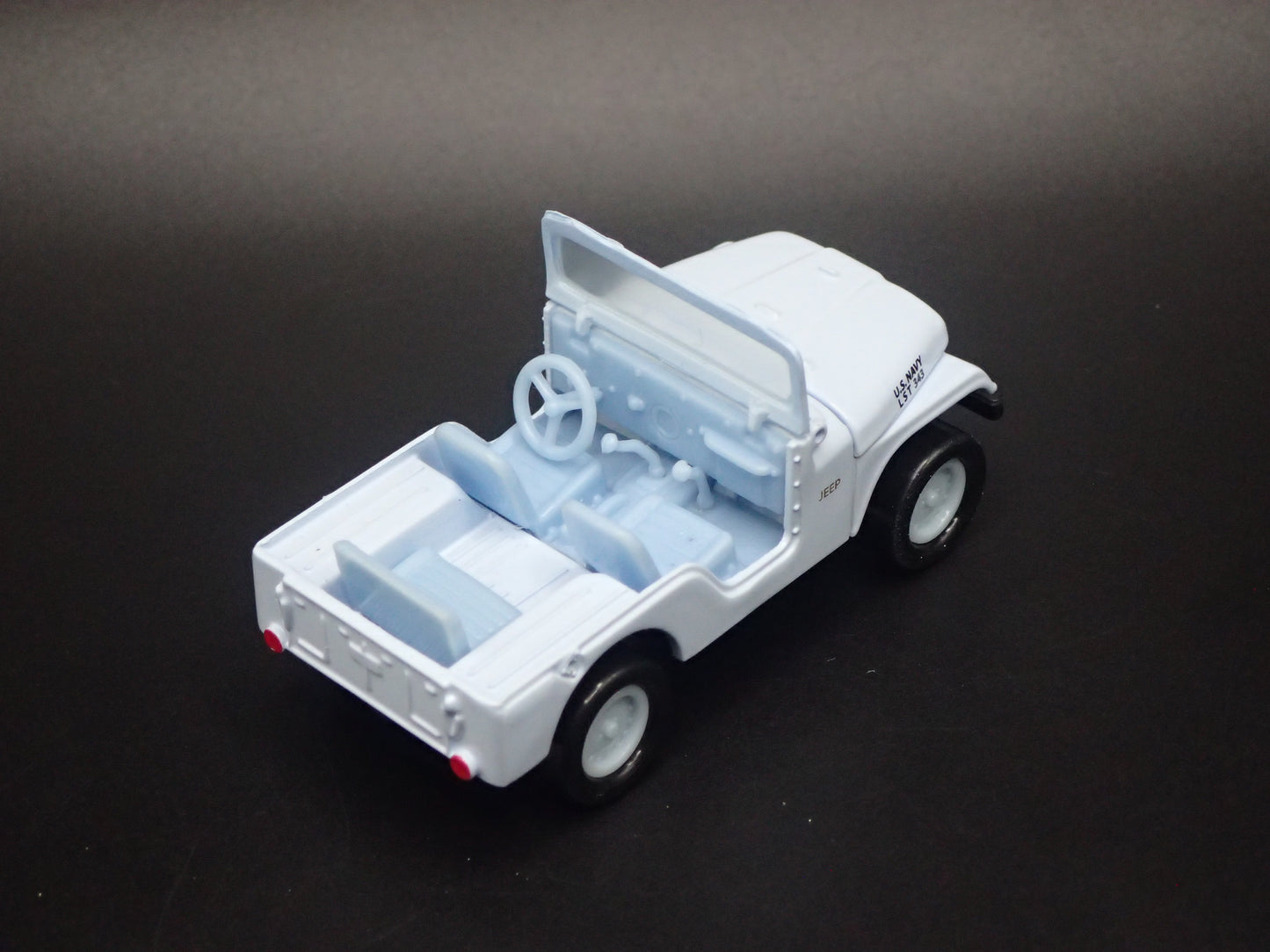 1944-1986 JEEP CJ5 US NAVY 1/64 SCALE COLLECTIBLE DIORAMA DIECAST MODEL CAR