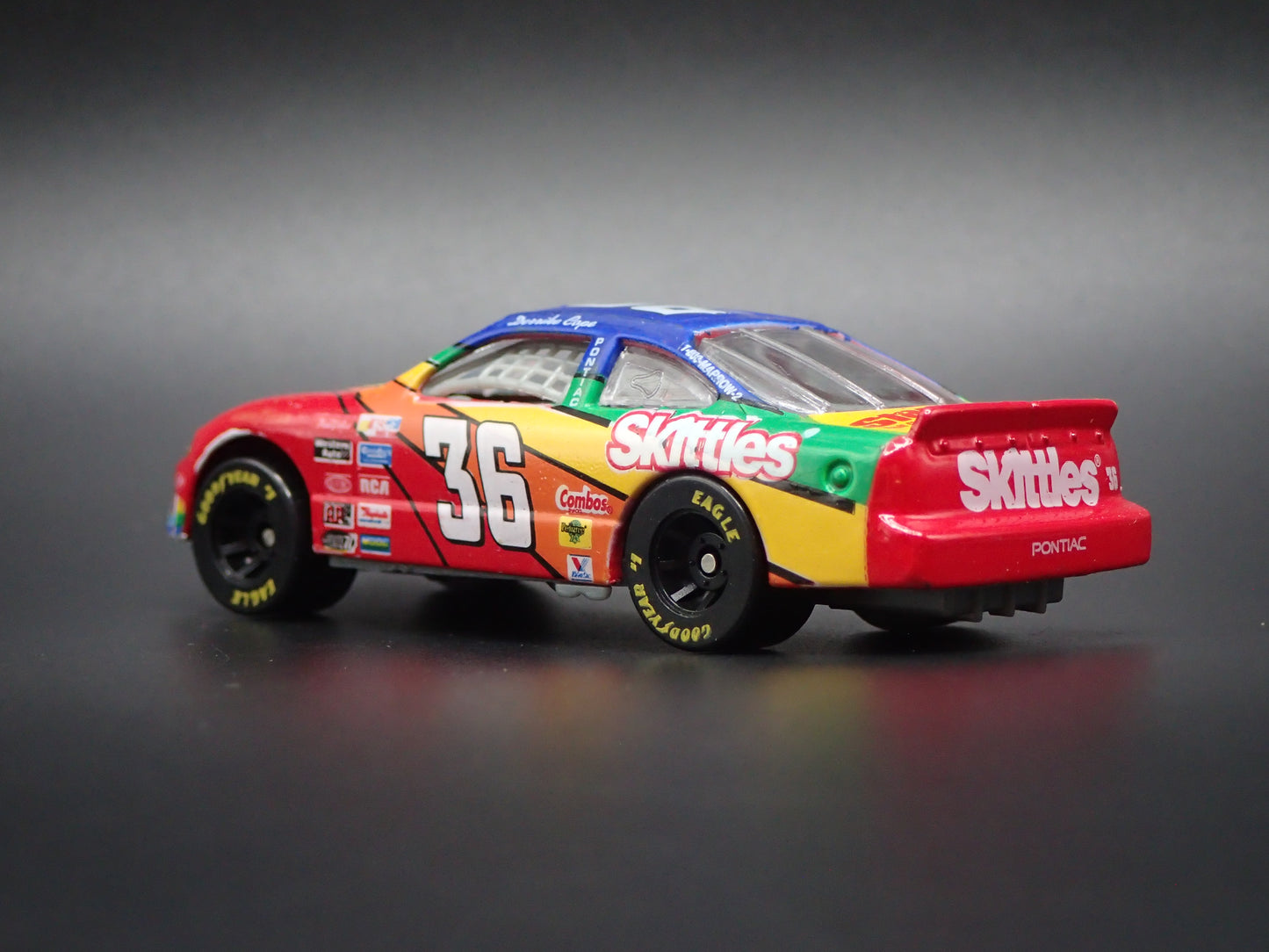 1997 97 PONTIAC GRAND PRIX 36 DERRICK COPE SKITTLES NASCAR 1:64 SCALE DIECAST CAR