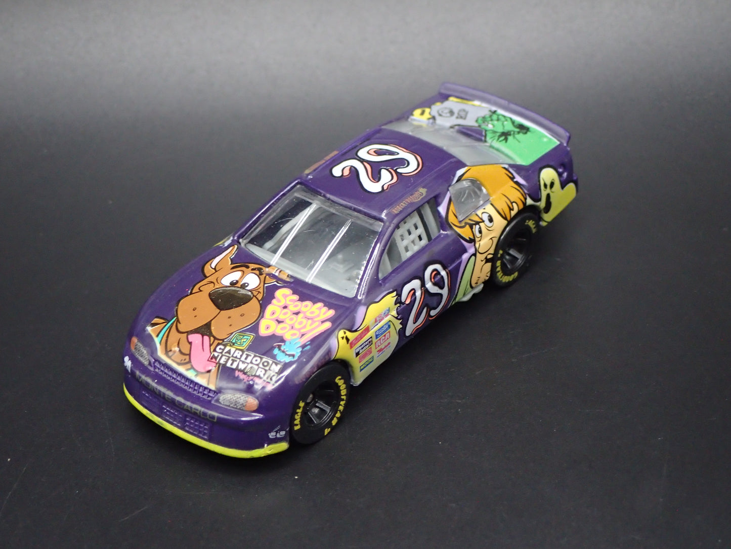 1997 CHEVY MONTE CARLO 29 ROBERT PRESSLEY SCOOBY DOO NASCAR 1/64 SCALE DIECAST CAR