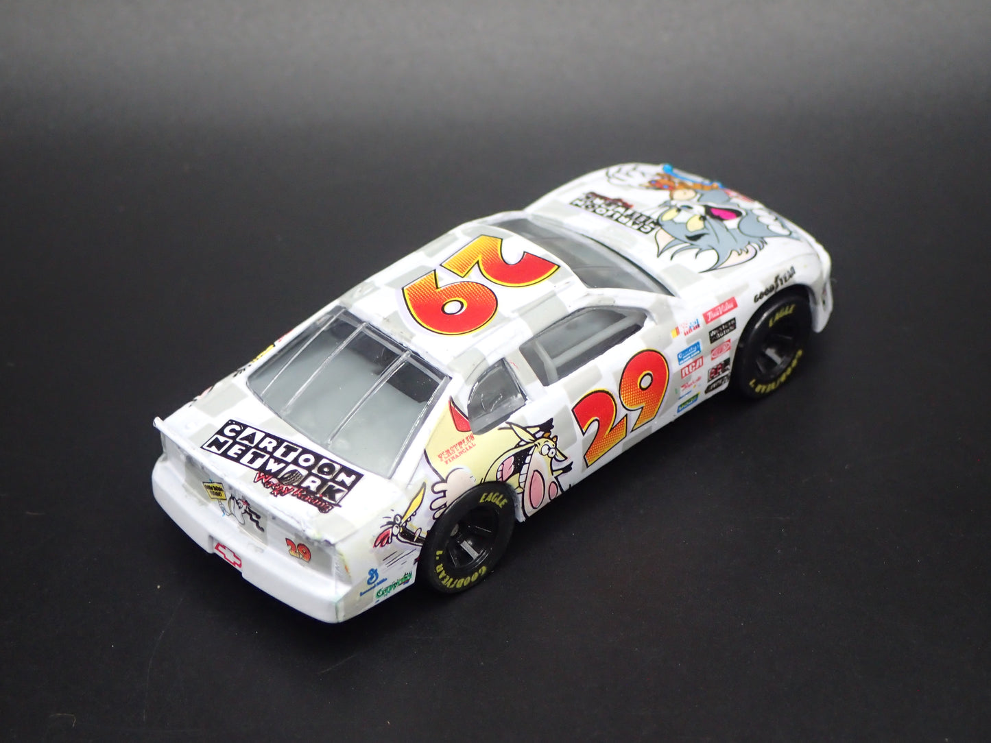 1997 CHEVY MONTE CARLO 29 ROBERT PRESSLEY CARTOON NETWORK NASCAR 1/64 SCALE DIECAST CAR