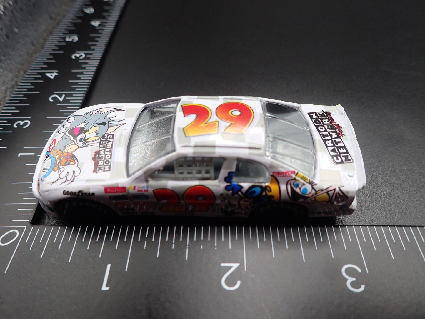 1997 CHEVY MONTE CARLO 29 ROBERT PRESSLEY CARTOON NETWORK NASCAR 1/64 SCALE DIECAST CAR