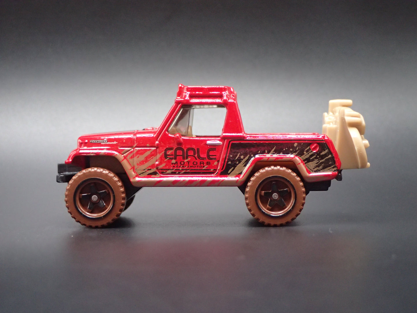 1966 - 1973 JEEP JEEPSTER COMMANDO PICKUP TRUCK 1:64 SCALE DIECAST MODEL CAR