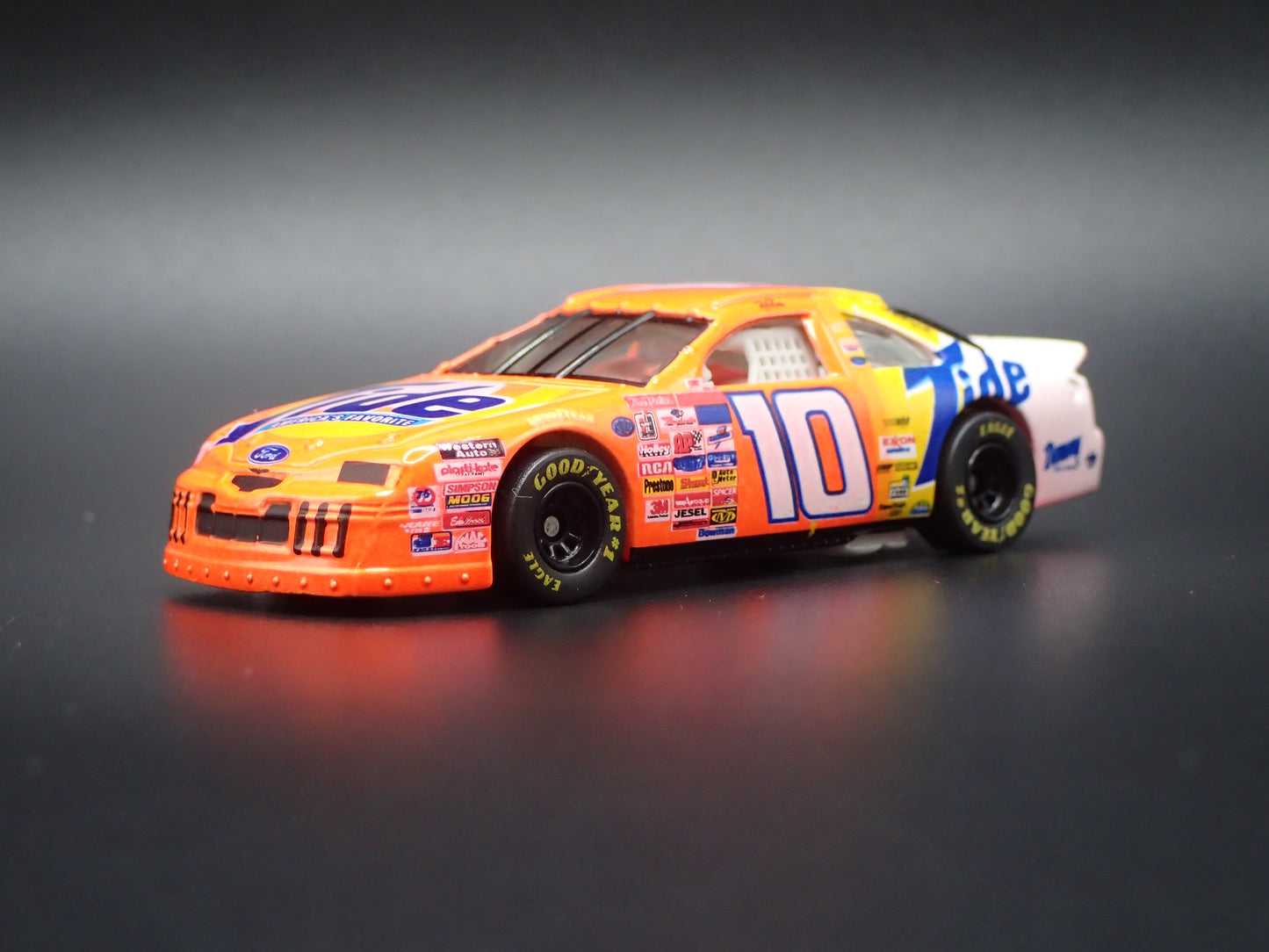 1997 97 FORD THUNDERBIRD 10 RICKY RUDD TIDE NASCAR 1:64 SCALE DIECAST MODEL CAR