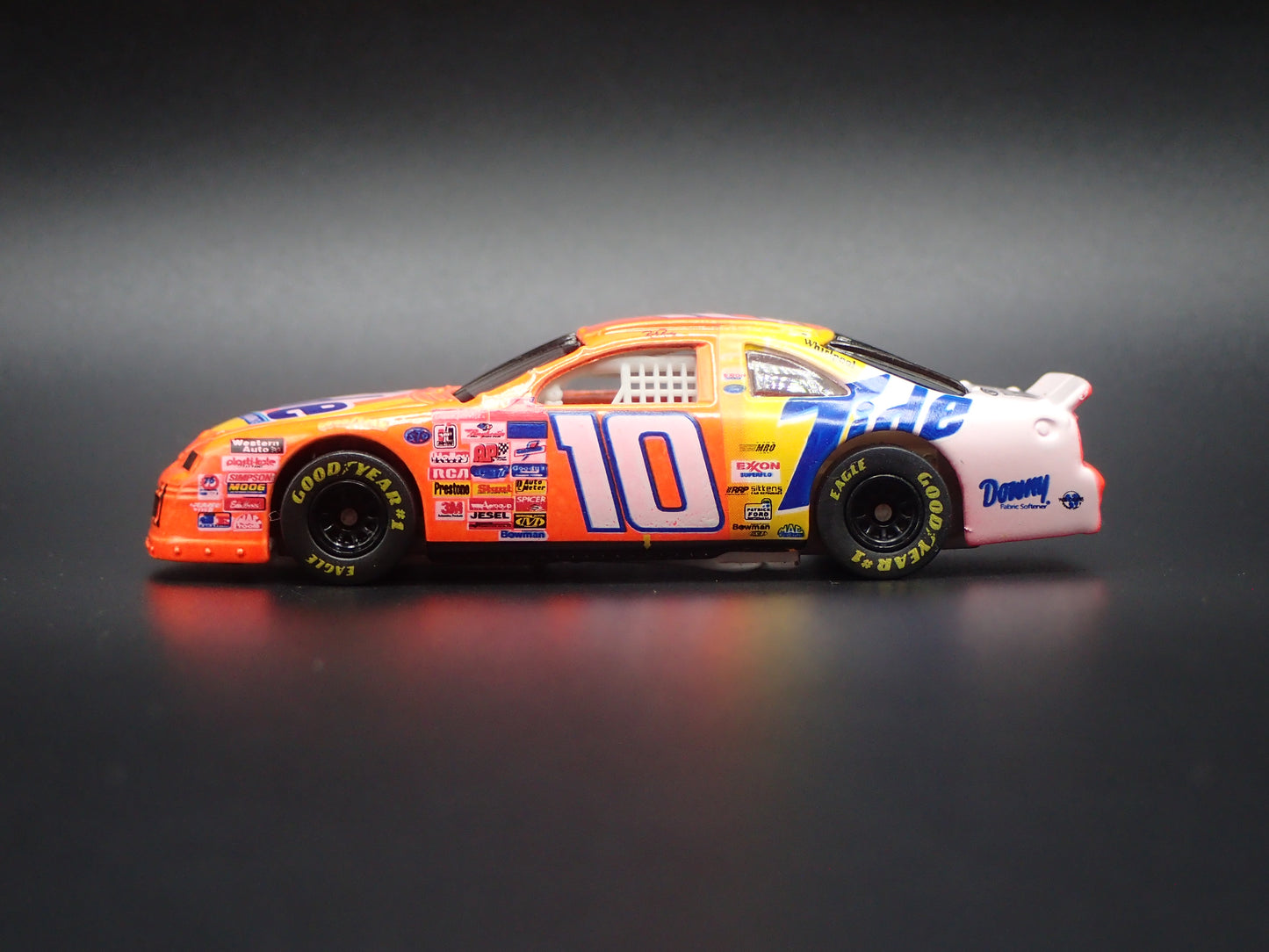 1997 97 FORD THUNDERBIRD 10 RICKY RUDD TIDE NASCAR 1:64 SCALE DIECAST MODEL CAR