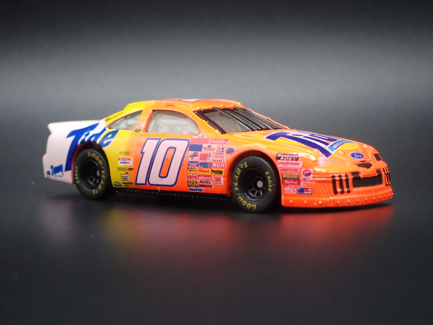 1997 97 FORD THUNDERBIRD 10 RICKY RUDD TIDE NASCAR 1:64 SCALE DIECAST MODEL CAR
