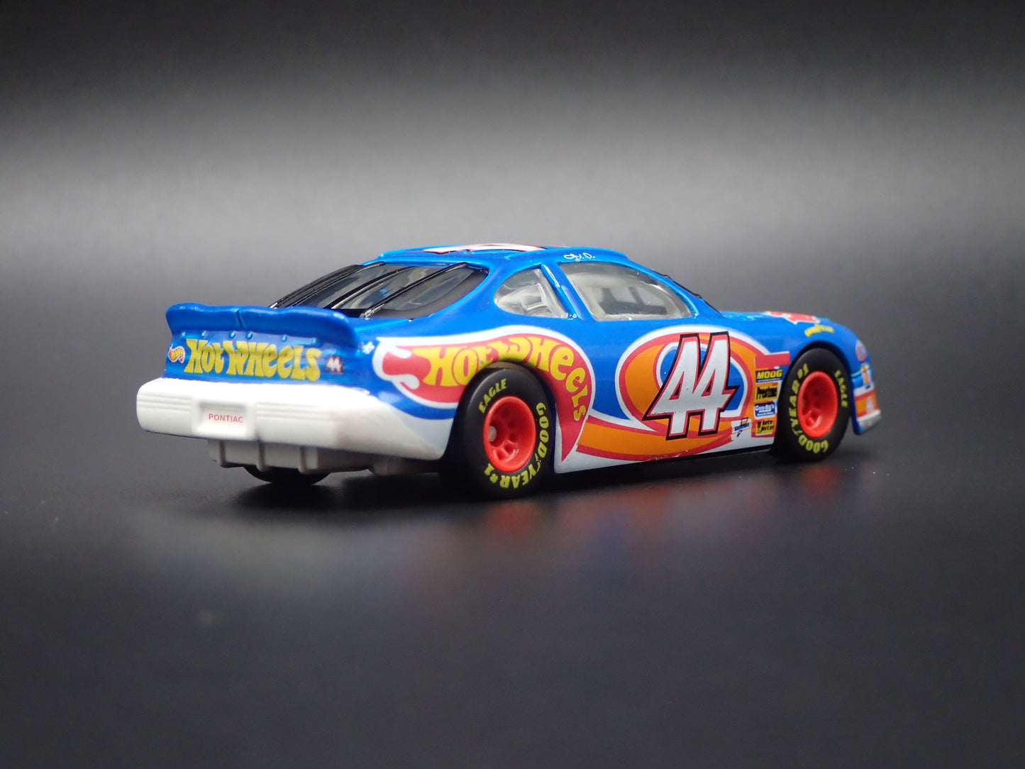 1997 97 PONTIAC GRAND PRIX KYLE PETTY NASCAR HW 1:64 SCALE DIECAST MODEL CAR