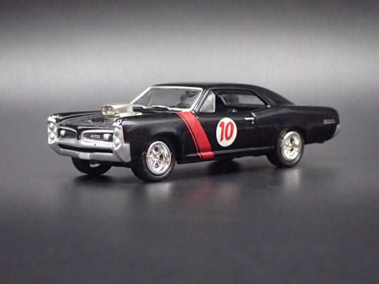 1966 66 PONTIAC GTO MUSCLE CAR 1/64 SCALE COLLECTIBLE DIORAMA DIECAST MODEL CAR