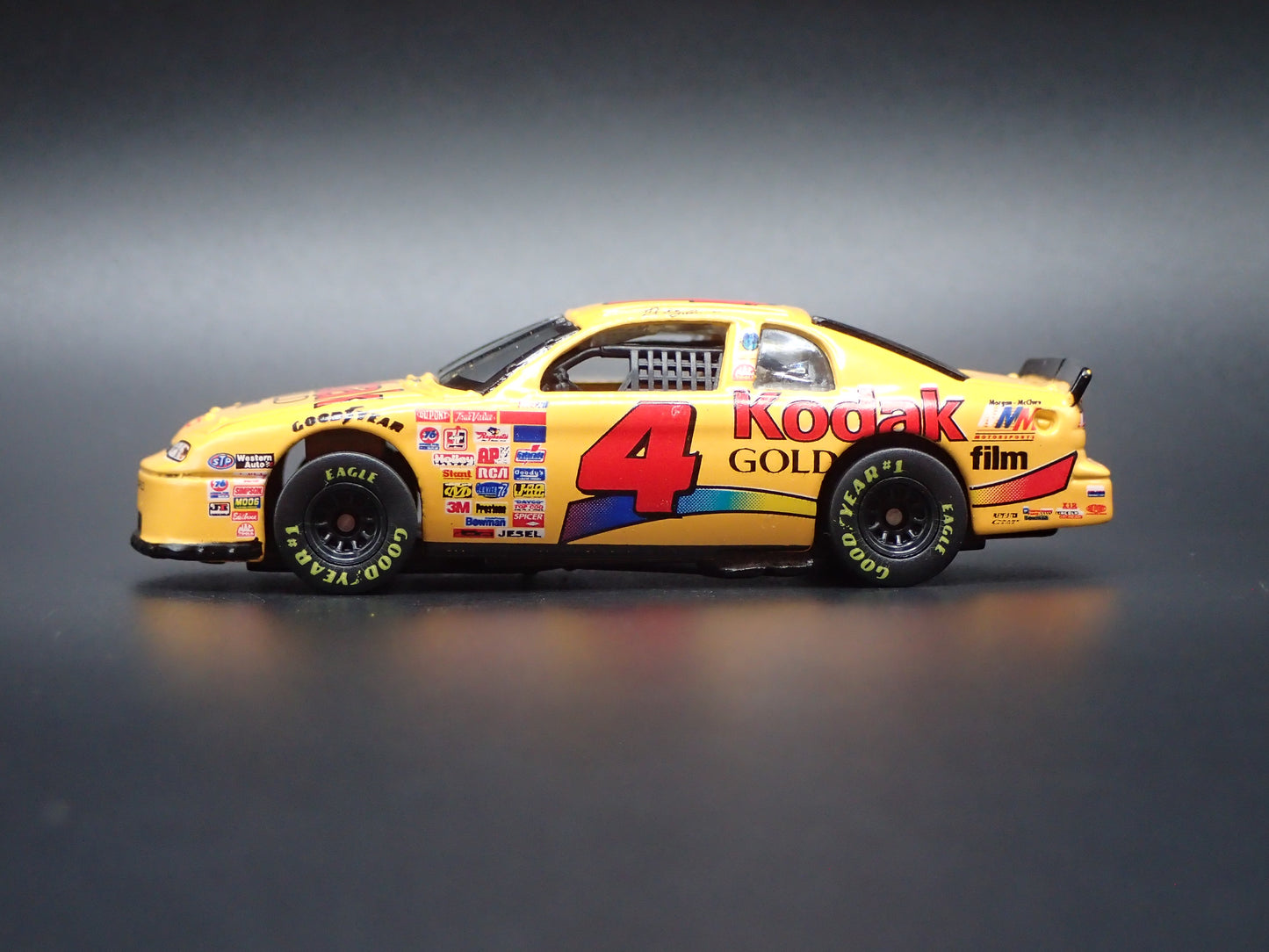 1998 CHEVY CHEVROLET MONTE CARLO 4 BOBBY HAMILTON NASCAR 1:64 SCALE DIECAST CAR
