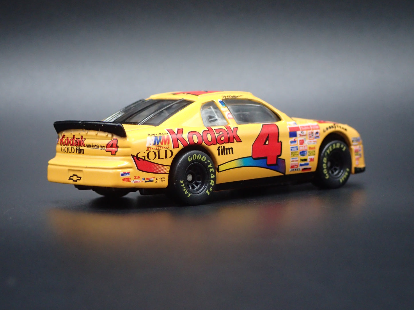 1998 CHEVY CHEVROLET MONTE CARLO 4 BOBBY HAMILTON NASCAR 1:64 SCALE DIECAST CAR
