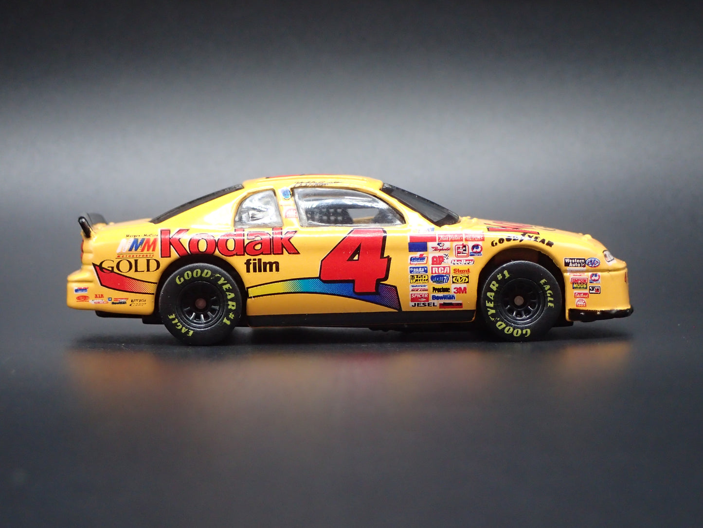 1998 CHEVY CHEVROLET MONTE CARLO 4 BOBBY HAMILTON NASCAR 1:64 SCALE DIECAST CAR