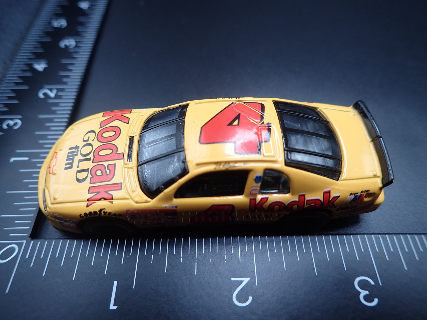 1998 CHEVY CHEVROLET MONTE CARLO 4 BOBBY HAMILTON NASCAR 1:64 SCALE DIECAST CAR