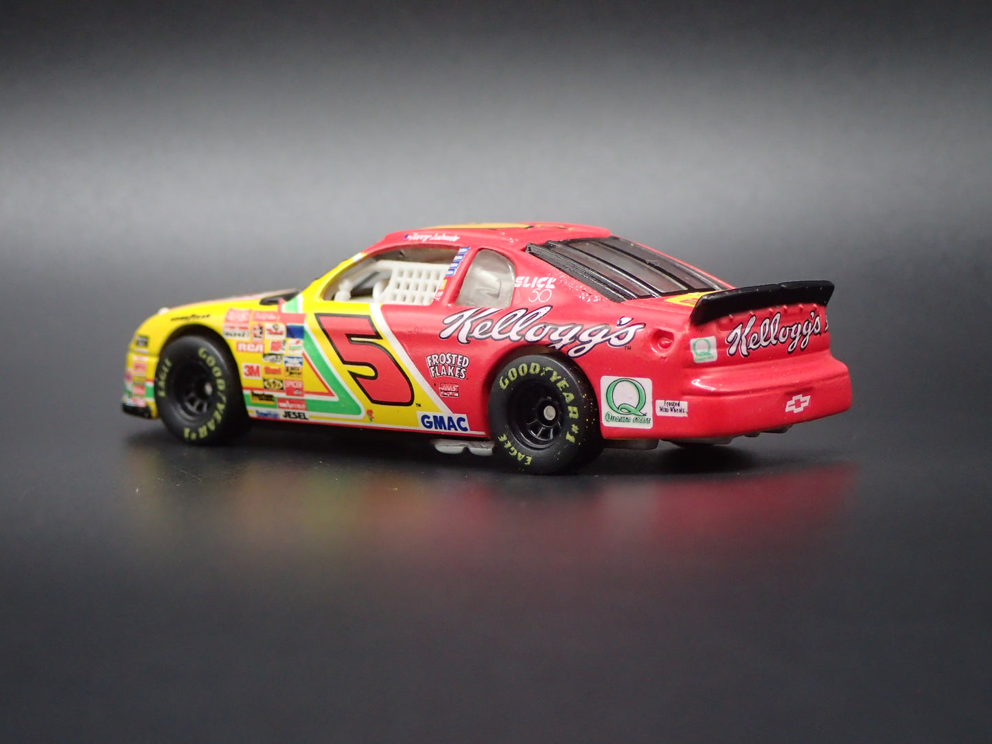1998 CHEVY CHEVROLET MONTE CARLO 5 TERRY LABONTE NASCAR 1:64 SCALE DIECAST CAR