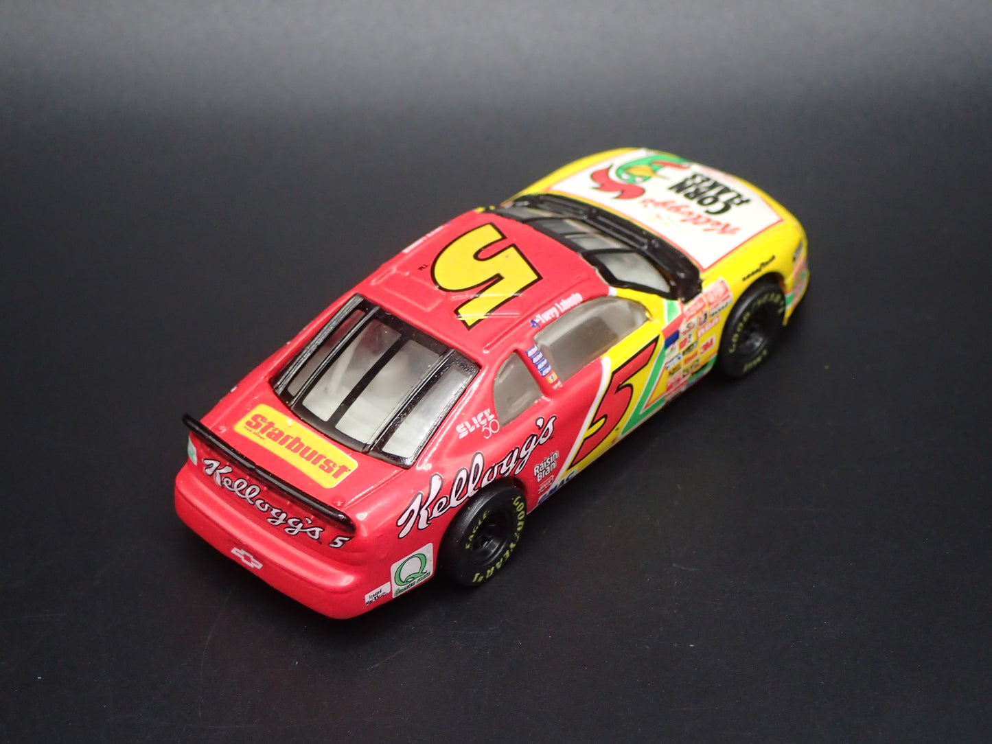 1998 CHEVY CHEVROLET MONTE CARLO 5 TERRY LABONTE NASCAR 1:64 SCALE DIECAST CAR