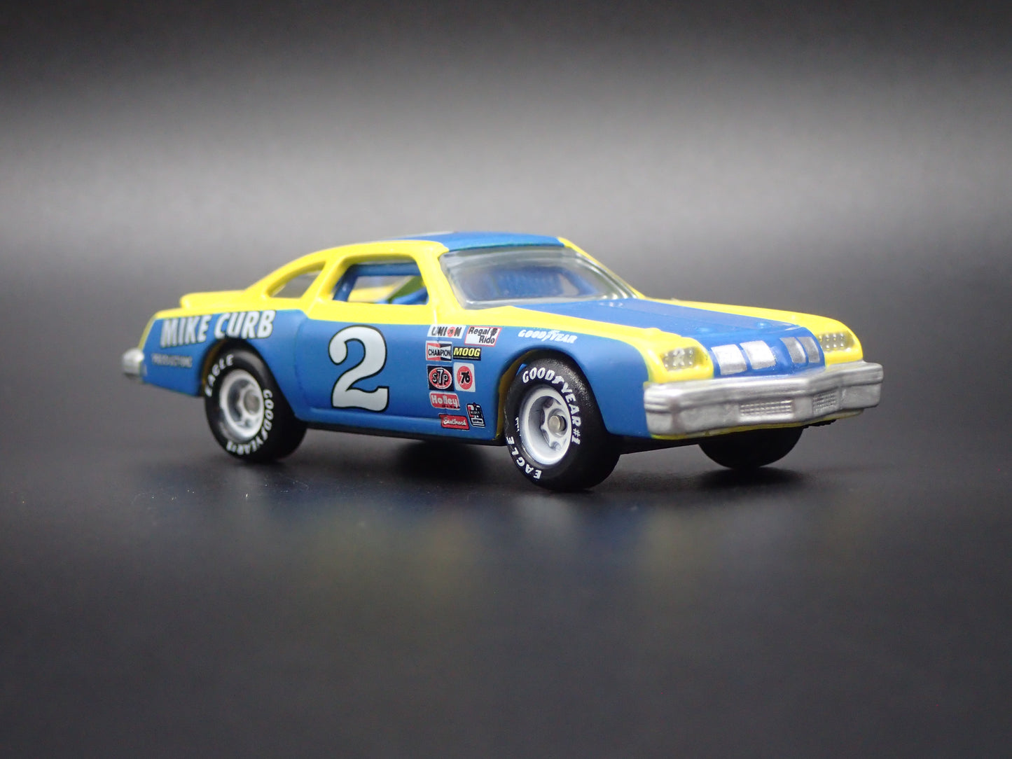 1980 80 OLDSMOBILE 442 3 DALE EARNHARDT NASCAR 1:64 SCALE MODEL CAR