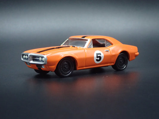1967 67 PONTIAC FIREBIRD ORANGE 1:64 SCALE COLLECTIBLE DIORAMA DIECAST MODEL CAR