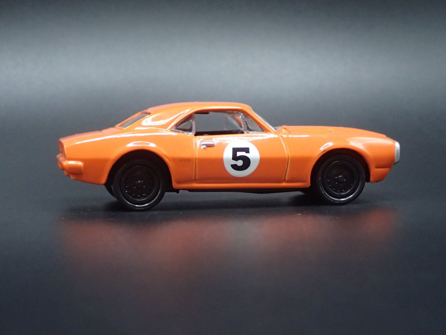 1967 67 PONTIAC FIREBIRD ORANGE 1:64 SCALE COLLECTIBLE DIORAMA DIECAST MODEL CAR
