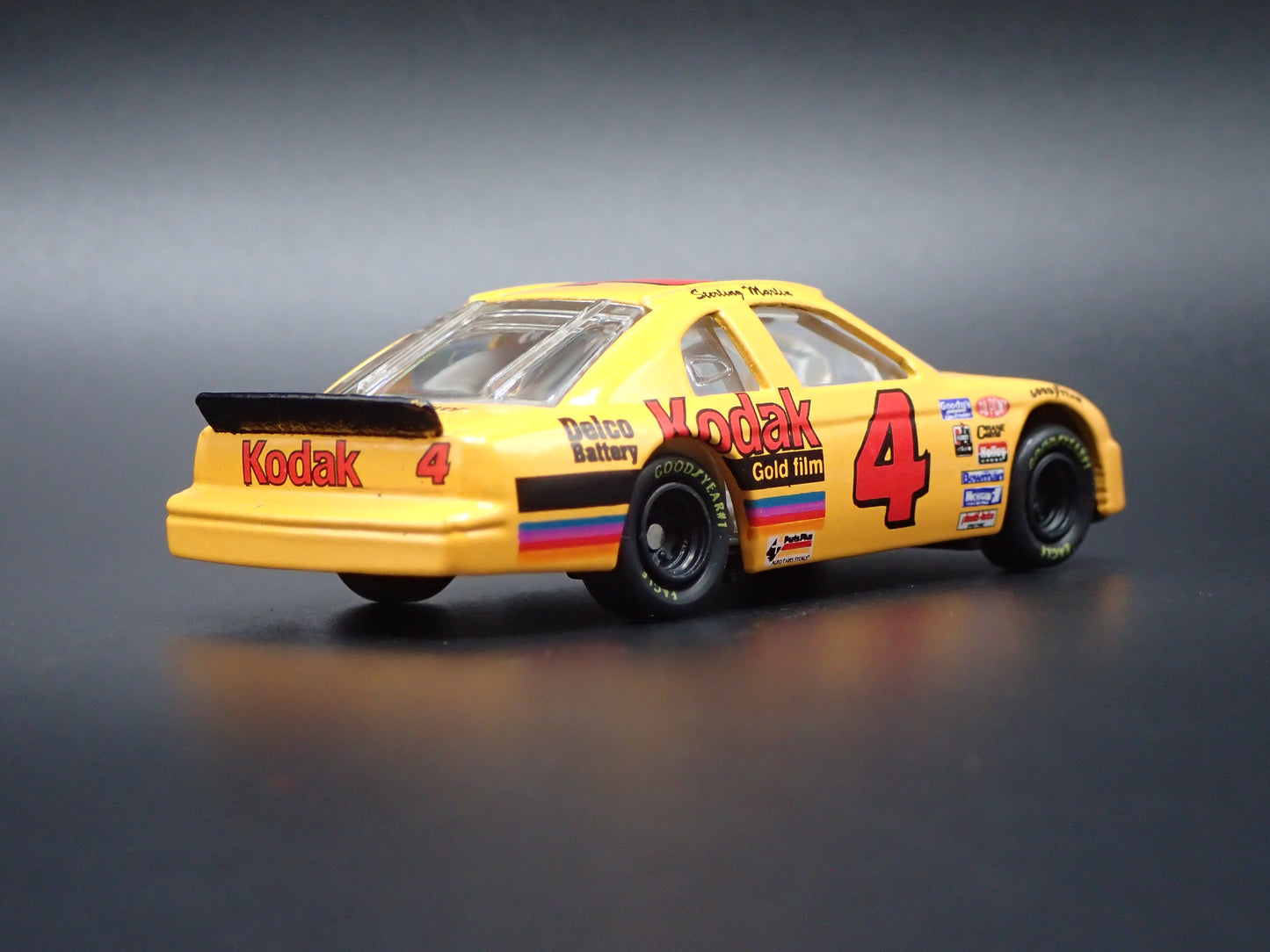 1996 CHEVY CHEVROLET MONTE CARLO 4 STERLING MARTIN NASCAR 1:64 DIECAST MODEL CAR