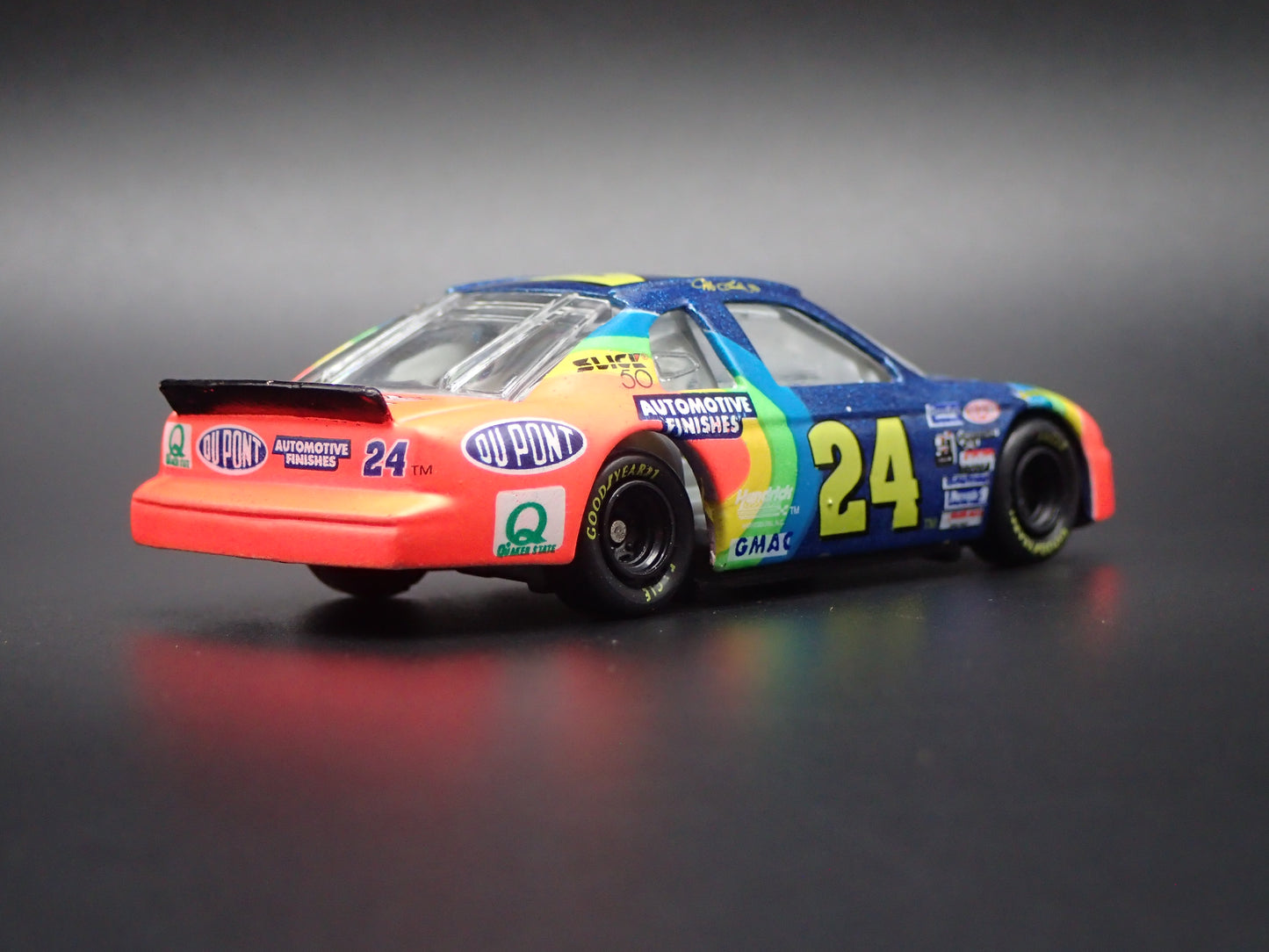 1996 CHEVY CHEVROLET MONTE CARLO JEFF GORDON NASCAR 1:64 SCALE DIECAST MODEL CAR