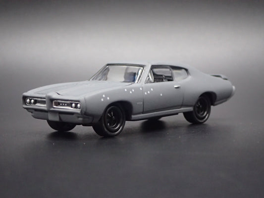 1969 69 PONTIAC GTO THE PUNISHER 1:64 SCALE DIORAMA DIECAST MODEL CAR