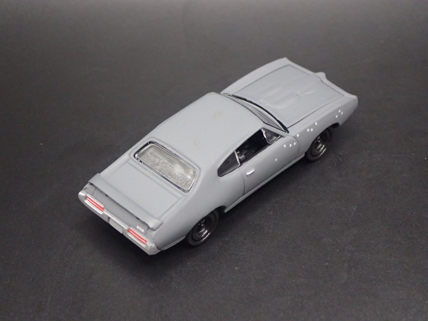 1969 69 PONTIAC GTO THE PUNISHER 1:64 SCALE DIORAMA DIECAST MODEL CAR