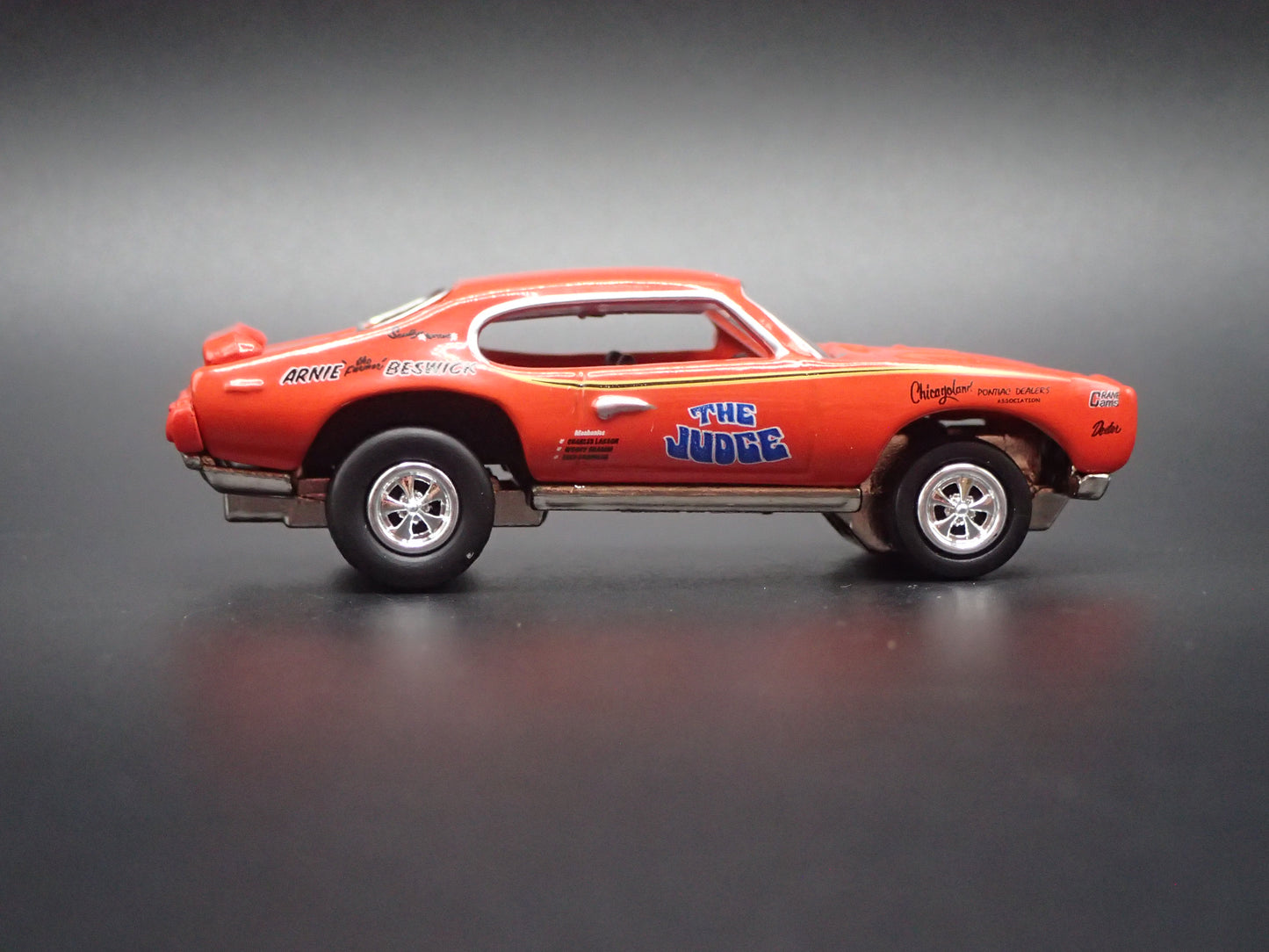 1969 69 PONTIAC GTO JUDGE SUPER STOCK ARNIE BESWICK 1:64 SCALE DIECAST MODEL CAR