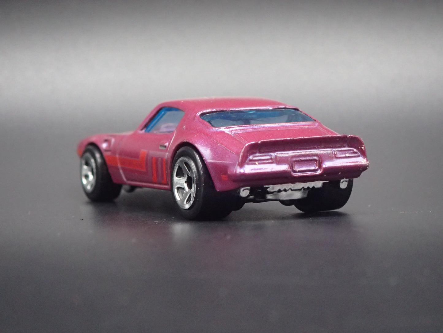 1973 73 PONTIAC FIREBIRD TRANS AM TA 1:64 SCALE COLLECTIBLE DIECAST MODEL CAR