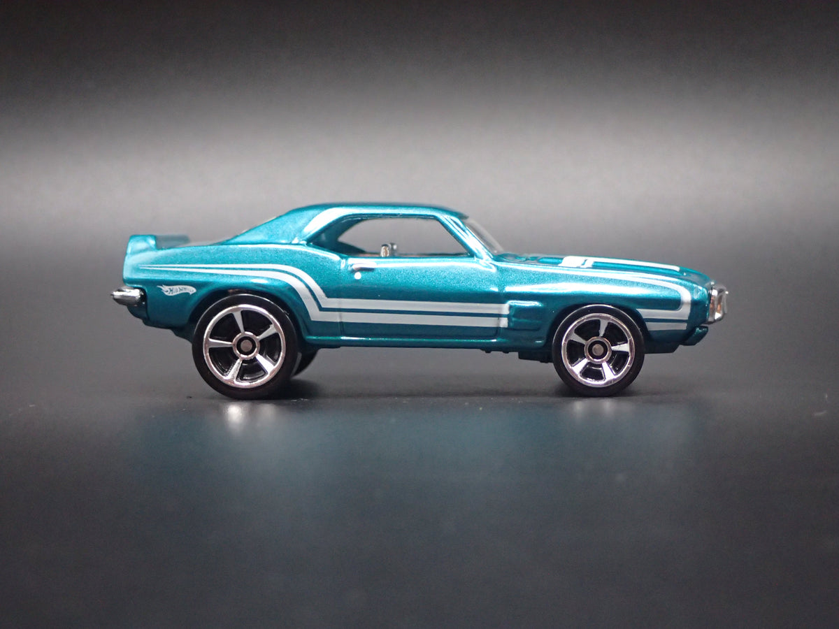 1969 69 PONTIAC FIREBIRD TRANS AM TA 1:64 SCALE COLLECTIBLE DIECAST MODEL CAR