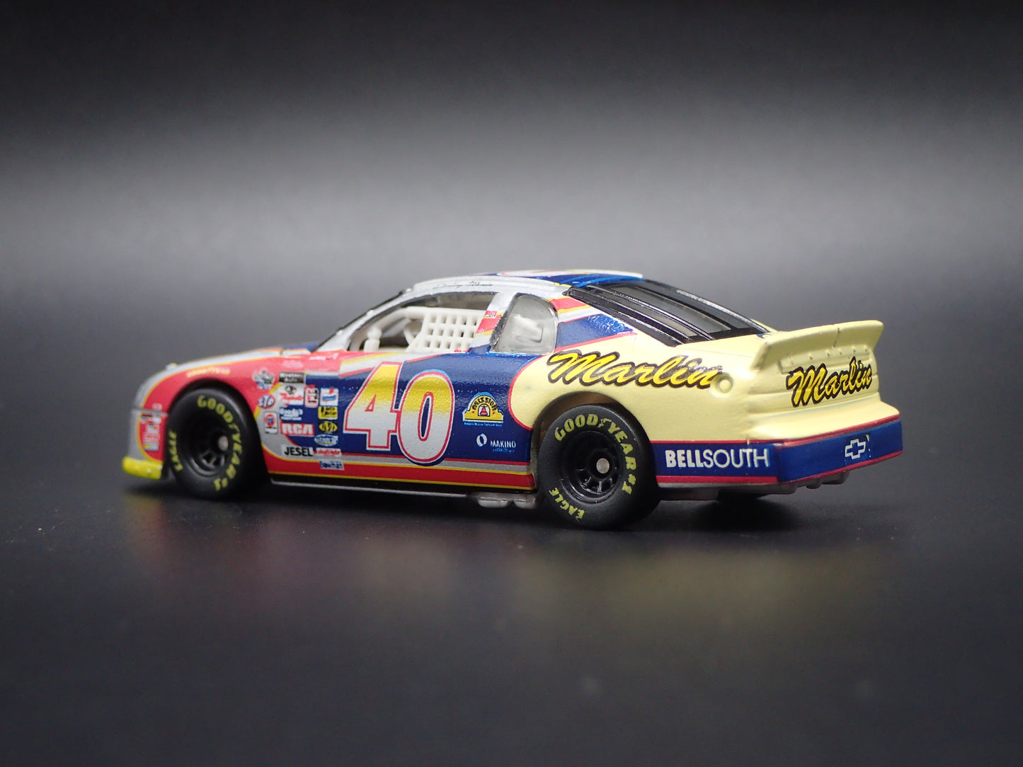 1998 CHEVY CHEVROLET MONTE CARLO 40 STERLING MARLIN NASCAR 1:64 SCALE DIECAST MODEL CAR