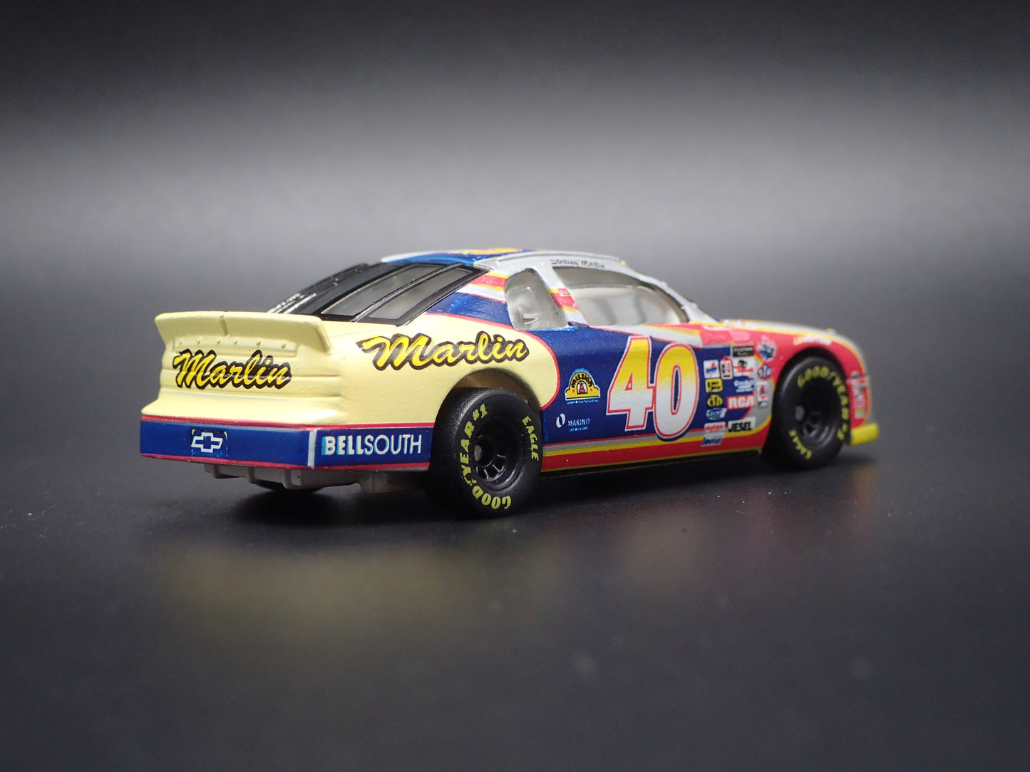 1998 CHEVY CHEVROLET MONTE CARLO 40 STERLING MARLIN NASCAR 1:64 SCALE DIECAST MODEL CAR