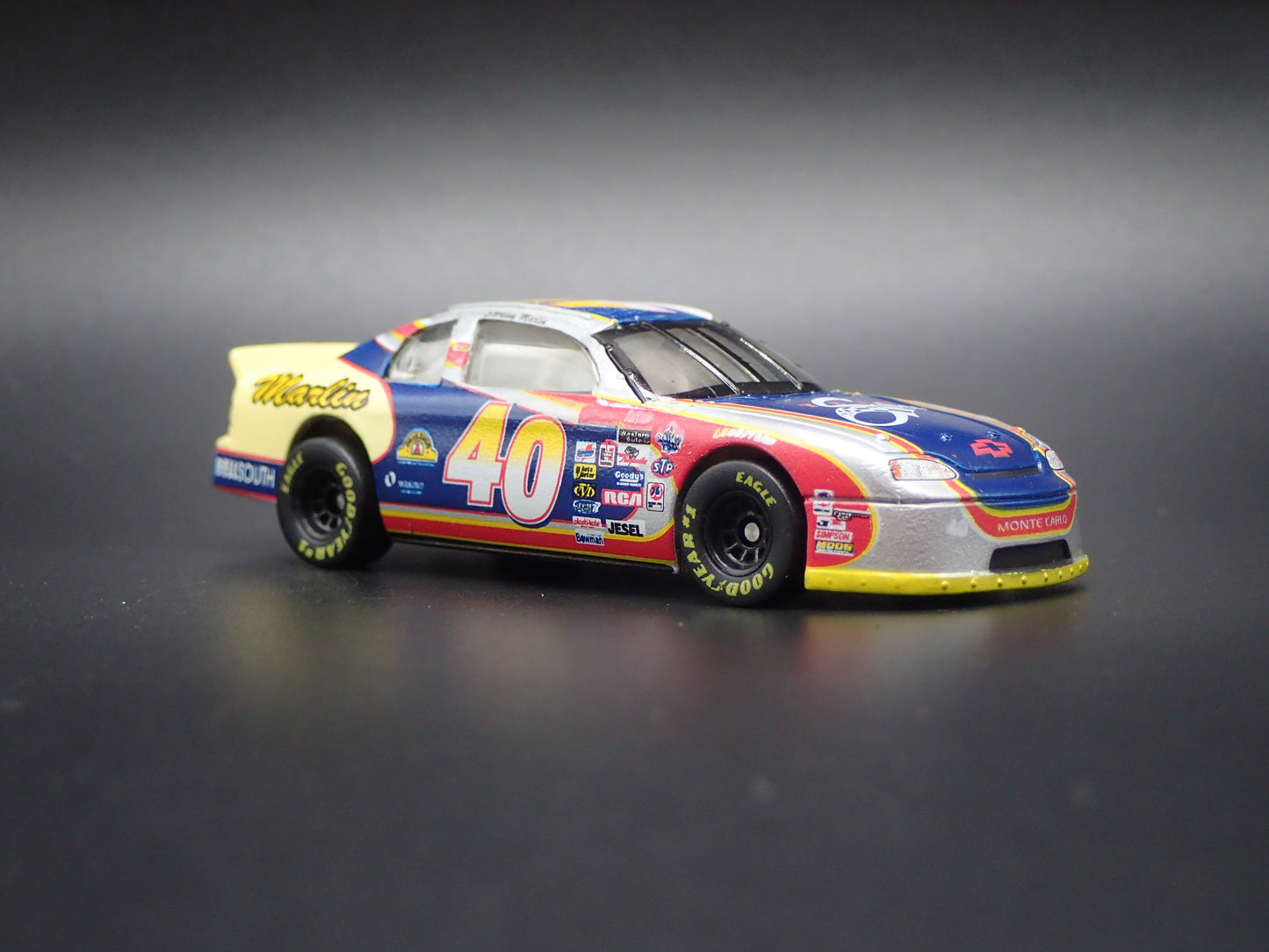 1998 CHEVY CHEVROLET MONTE CARLO 40 STERLING MARLIN NASCAR 1:64 SCALE DIECAST MODEL CAR