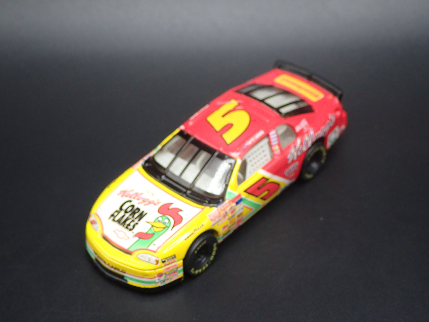1998 CHEVY CHEVROLET MONTE CARLO 5 TERRY LABONTE NASCAR 1:64 SCALE DIECAST CAR