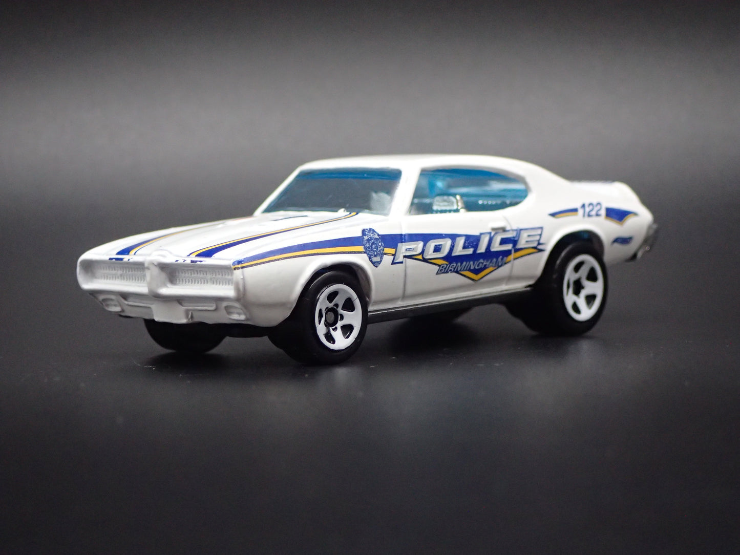 1969 69 PONTIAC FIREBIRD POLICE WHITE 1:64 SCALE DIORAMA DIECAST MODEL CAR