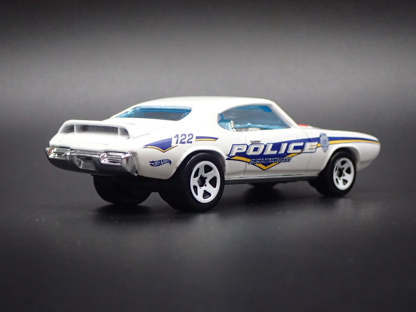 1969 69 PONTIAC FIREBIRD POLICE WHITE 1:64 SCALE DIORAMA DIECAST MODEL CAR