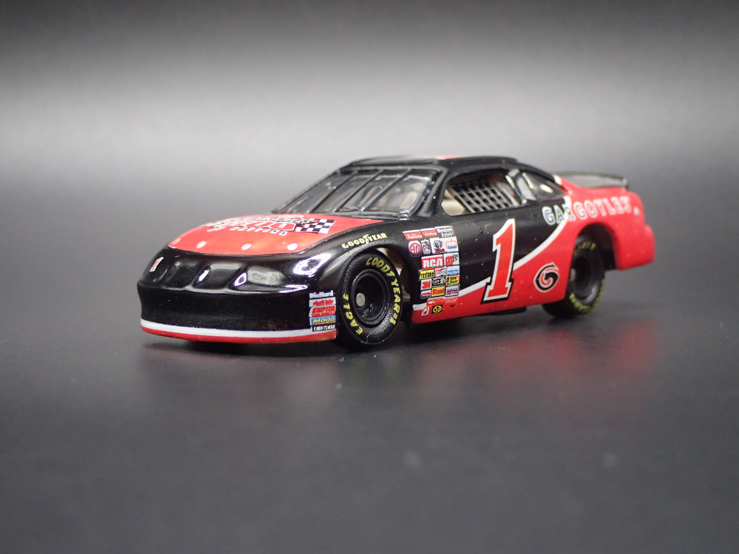 1997 97 PONTIAC GRAND PRIX 1 GARGOYLES 300 NASCAR 1:64 SCALE DIECAST CAR