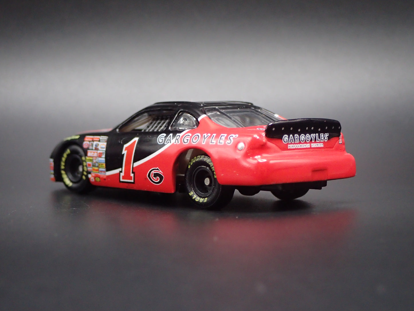 1997 97 PONTIAC GRAND PRIX 1 GARGOYLES 300 NASCAR 1:64 SCALE DIECAST CAR