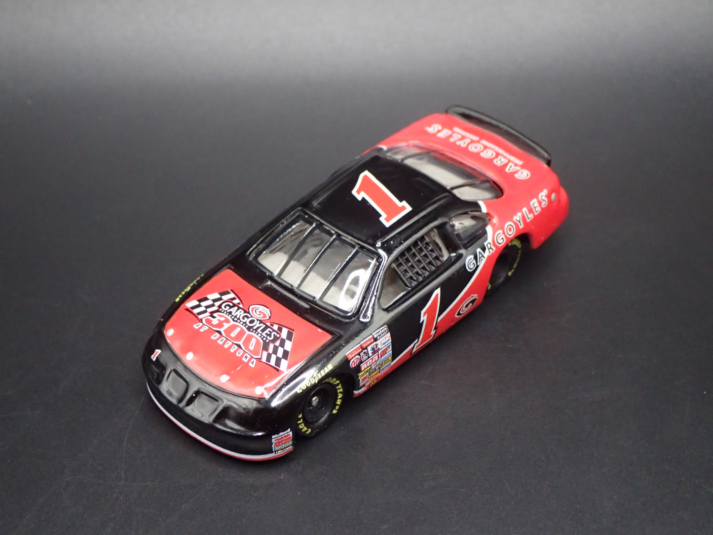 1997 97 PONTIAC GRAND PRIX 1 GARGOYLES 300 NASCAR 1:64 SCALE DIECAST CAR