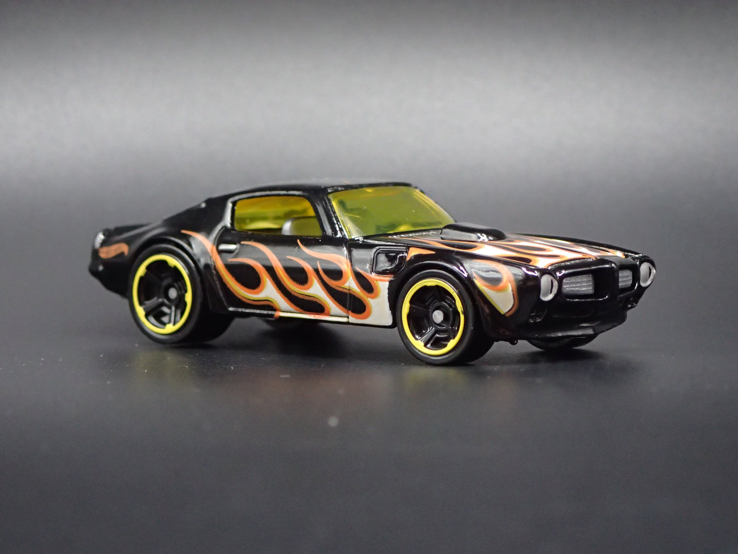 1973 73 PONTIAC FIREBIRD BLACK 1:64 SCALE COLLECTIBLE DIECAST MODEL CAR