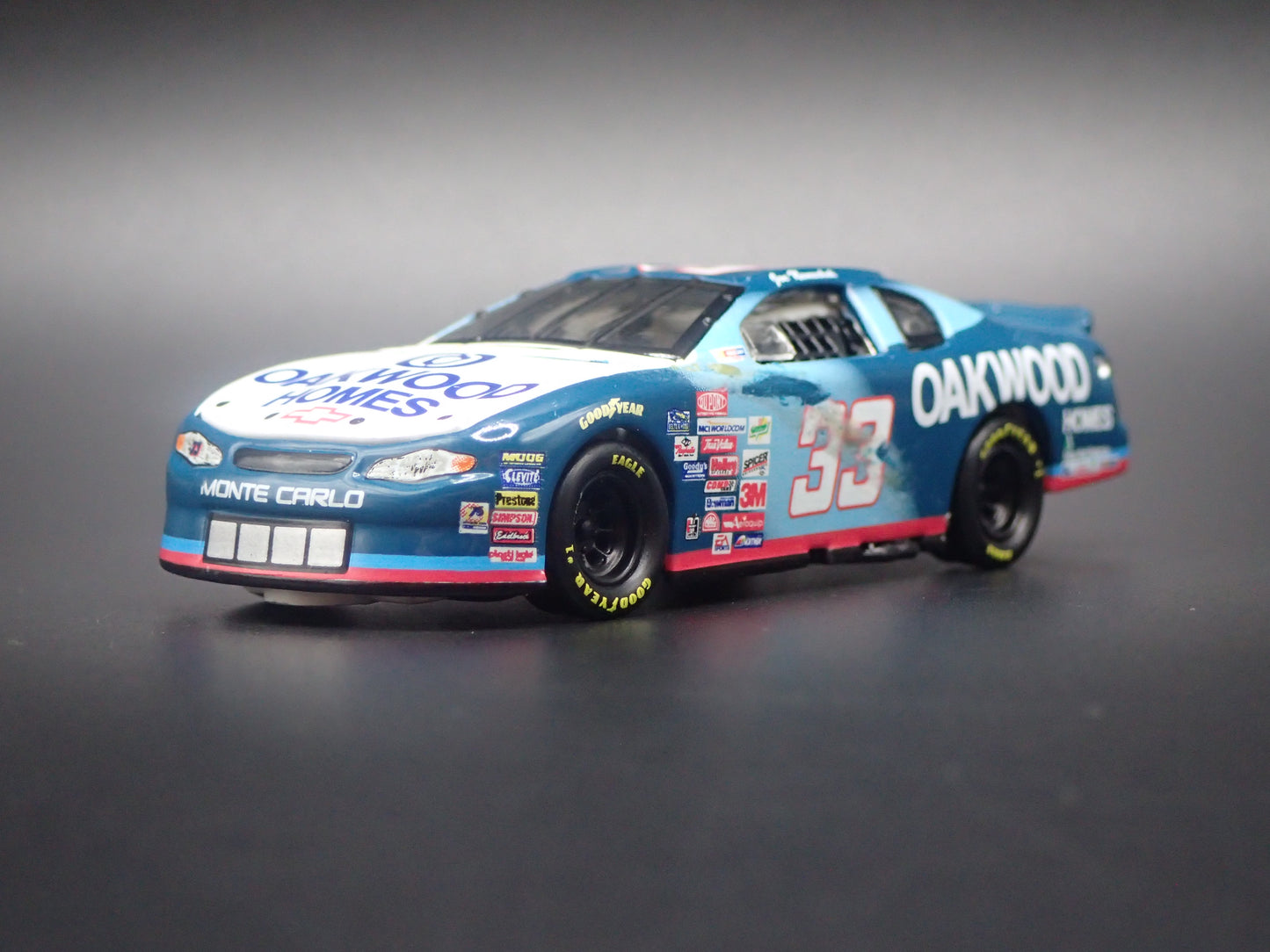 2000 CHEVY CHEVROLET MONTE CARLO 33 JOE NEMECHEK NASCAR 1:64 SCALE DIECAST MODEL CAR