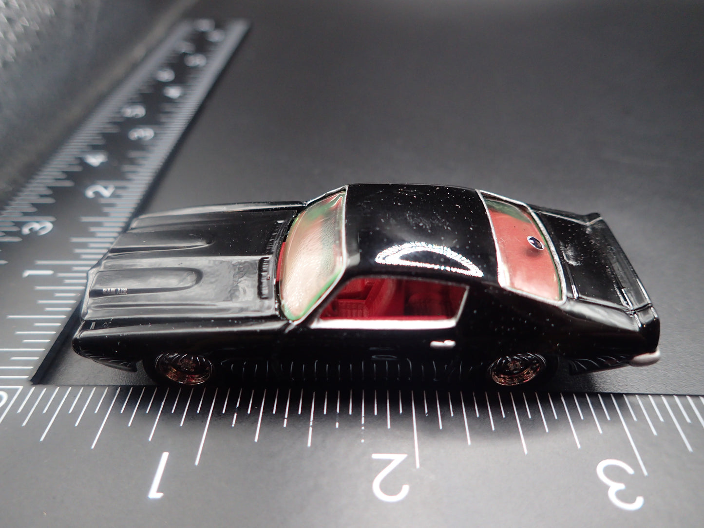 1973 73 PONTIAC FIREBIRD FORMULA 400 BLACK 1:64 SCALE COLLECTIBLE DIECAST MODEL CAR
