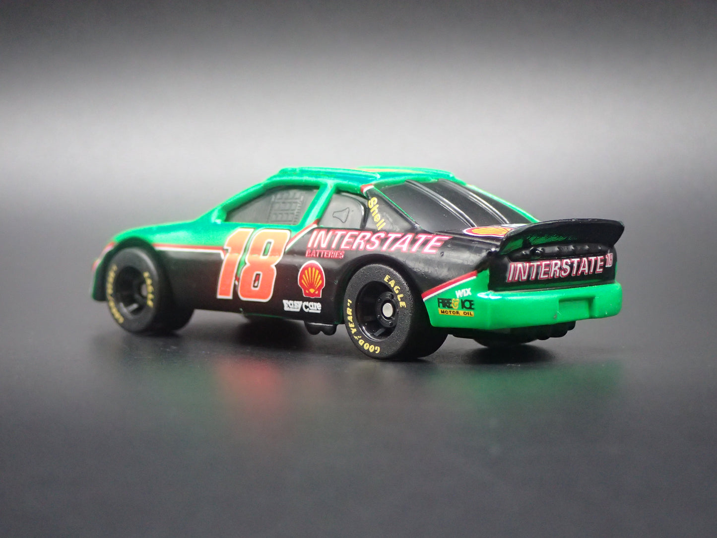 1996 CHEVY CHEVROLET MONTE CARLO 18 BOBBY LABONTE NASCAR 1:64 DIECAST MODEL CAR