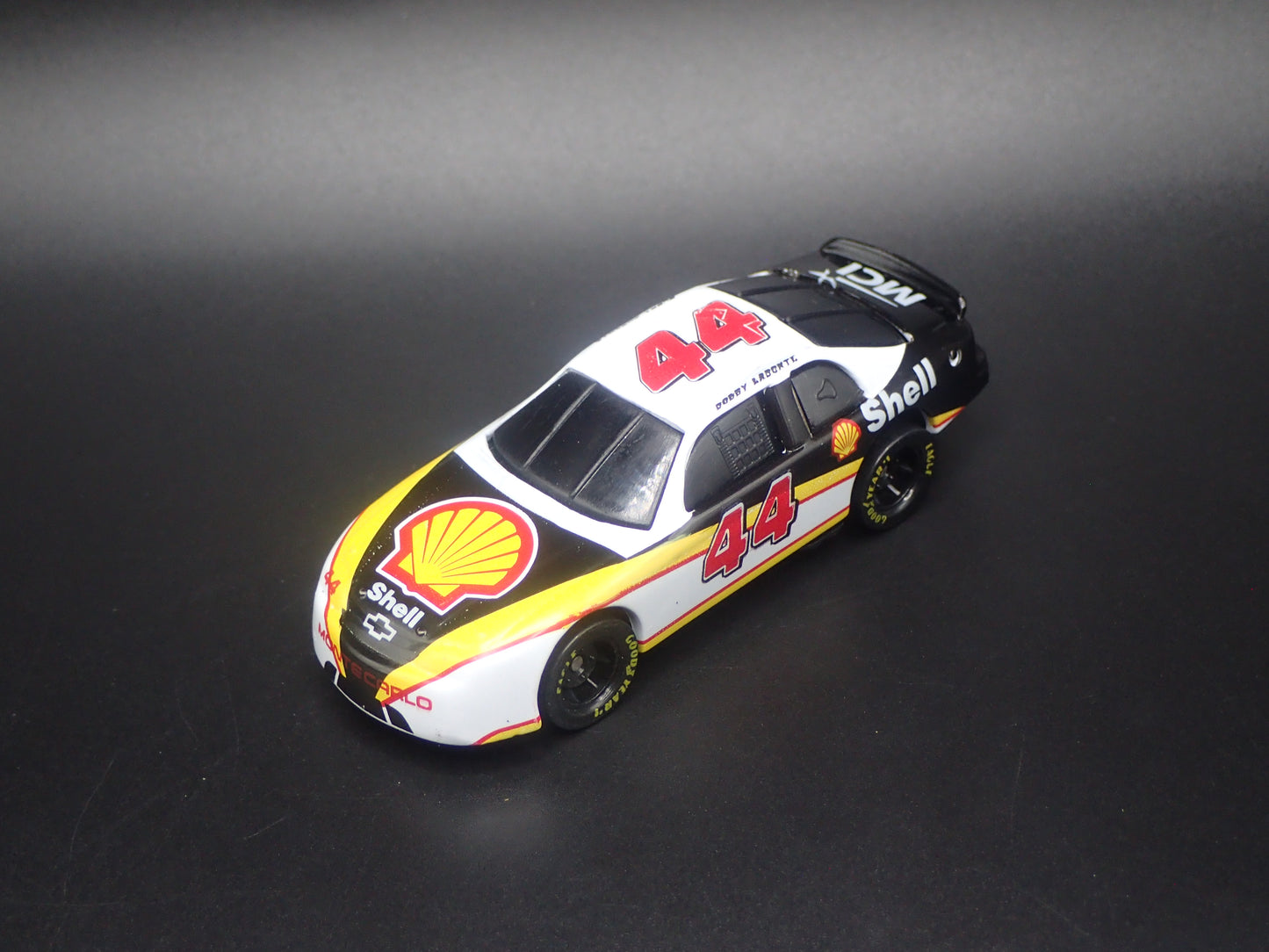 1996 CHEVY CHEVROLET MONTE CARLO 44 BOBBY LABONTE NASCAR 1:64 DIECAST MODEL CAR