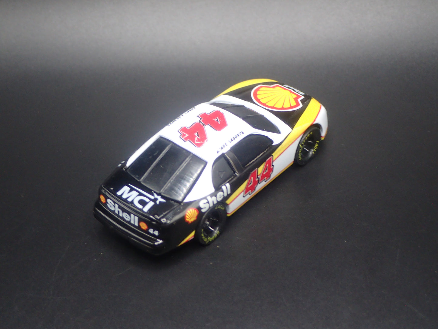 1996 CHEVY CHEVROLET MONTE CARLO 44 BOBBY LABONTE NASCAR 1:64 DIECAST MODEL CAR