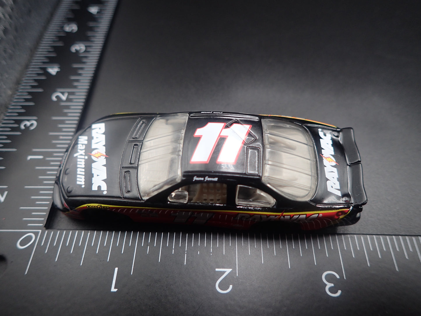 1999 99 PONTIAC GRAND PRIX 11 JASON JARRETT RAYOVAC NASCAR 1:64 DIECAST MODEL CAR