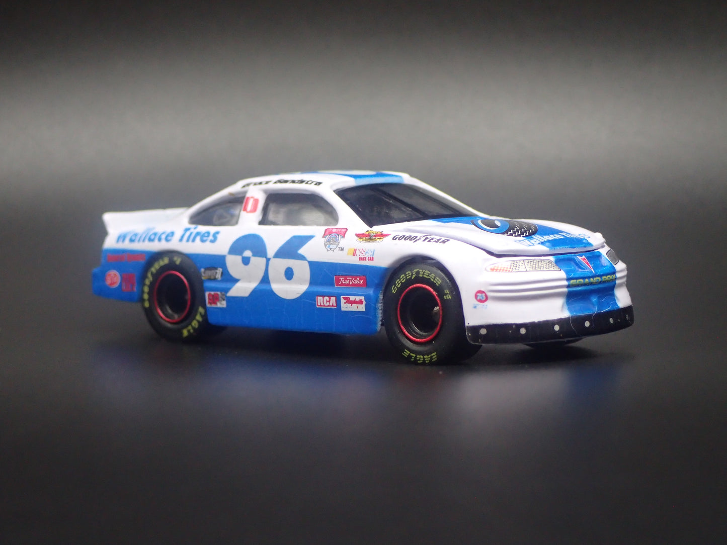 1998 98 PONTIAC GRAND PRIX 96 BRUCE BANDURA NASCAR 1:64 SCALE DIECAST MODEL CAR
