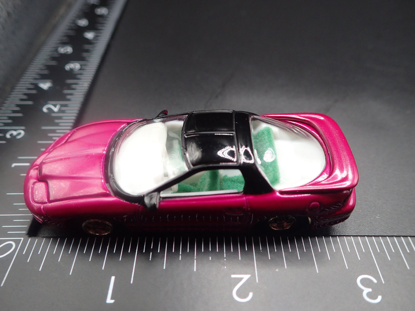 2002 02 PONTIAC FIREBIRD WS6 1:64 SCALE COLLECTIBLE DIORAMA DIECAST MODEL CAR