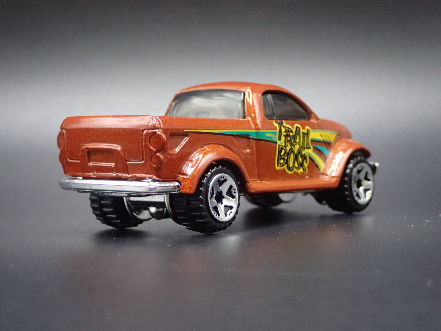 2000 00 DODGE POWER WAGON TRUCK CONCEPT 1:64 SCALE DIORAMA DIECAST MODEL CAR