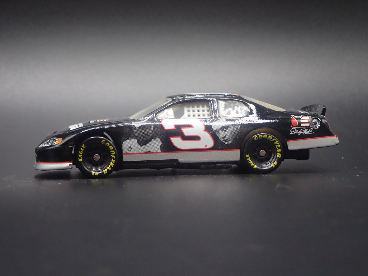 CHEVROLET MONTE CARLO 3 DALE EARNHARDT JOHNNY CASH NASCAR 1:64 SCALE DIECAST MODEL CAR