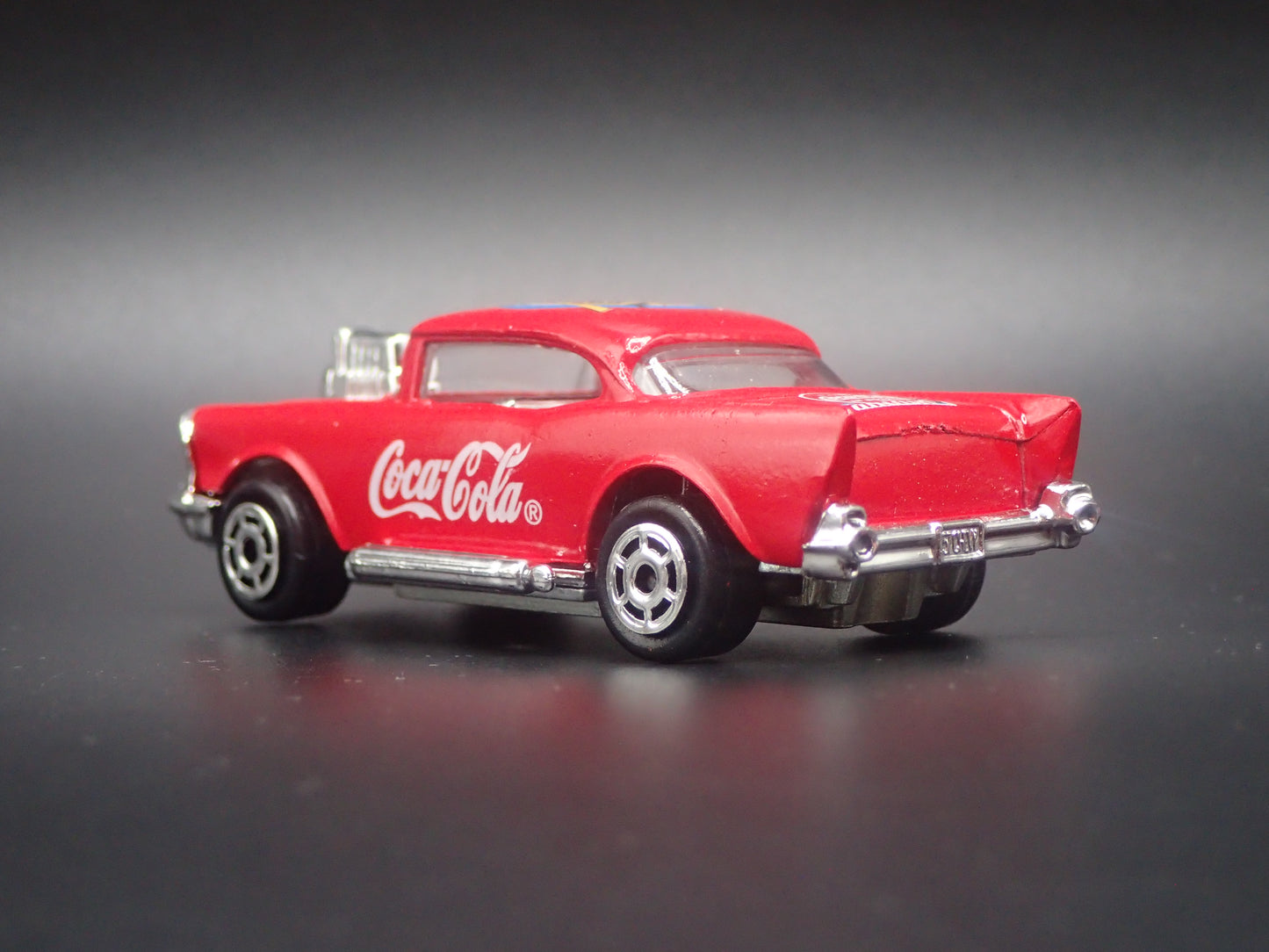 1957 CHEVROLET CHEVY BEL AIR COCA-COLA 1:64 SCALE COLLECTIBLE DIECAST MODEL CAR
