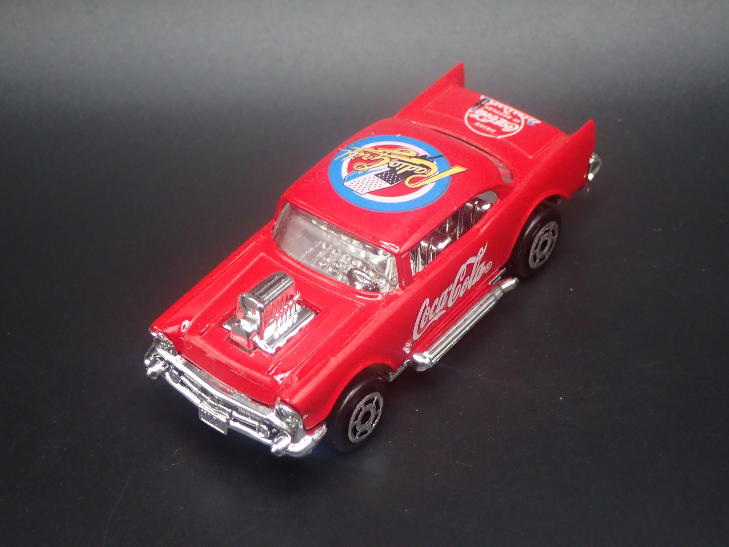 1957 CHEVROLET CHEVY BEL AIR COCA-COLA 1:64 SCALE COLLECTIBLE DIECAST MODEL CAR