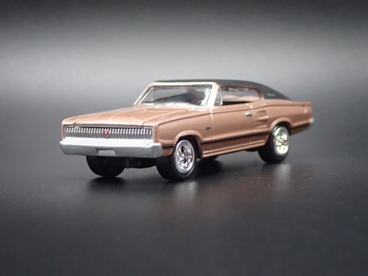 1967 67 DODGE CHARGER 1:64 SCALE COLLECTIBLE DIORAMA DIECAST MODEL CAR